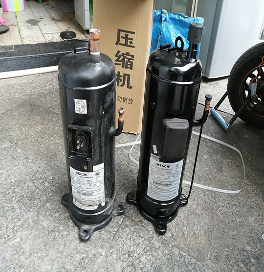 根河中央空调压缩机的更换维修